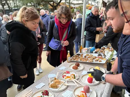 Inauguration de l'esplanade Charles de Gaulle - Mériadec - février 2026 - Pâtisseries dégustation
